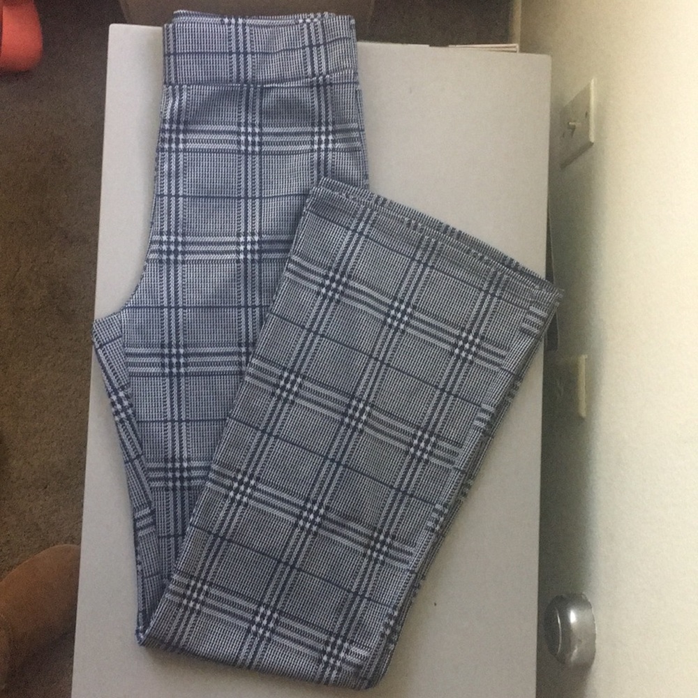 NWT Size Large Pants